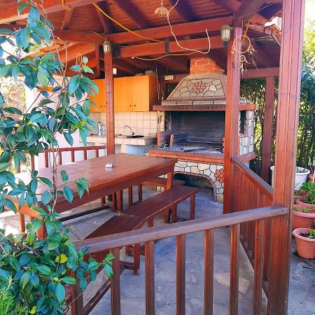 Villa Giannis 2 Vrasná エクステリア 写真